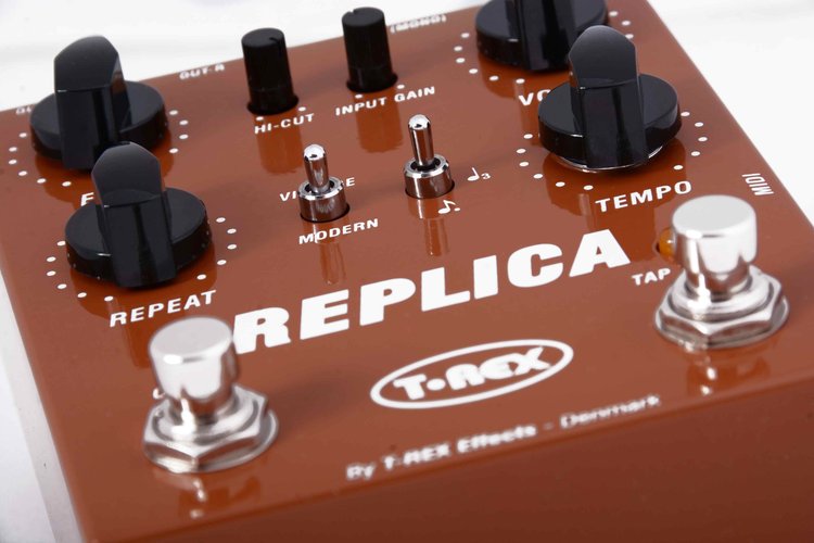 T-Rex Replica True Stereo Tap Delay