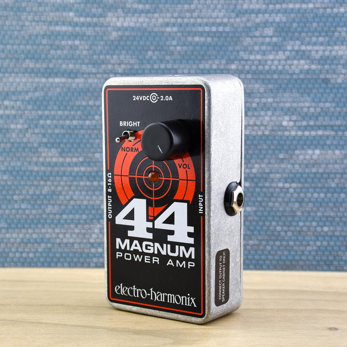 Pedal amplificador de potencia de 44 vatios 44 Magnum de Electro Harmonix