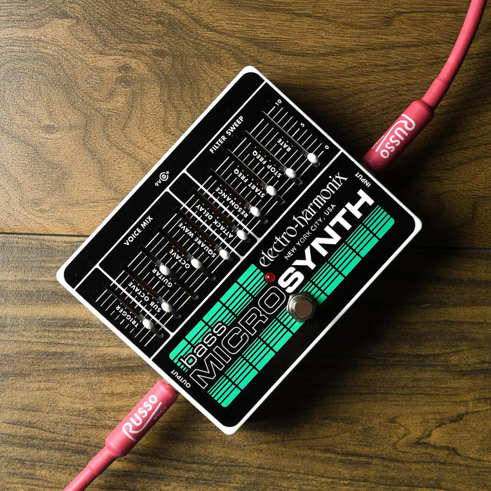 Micro sintetizador de bajo Electro Harmonix