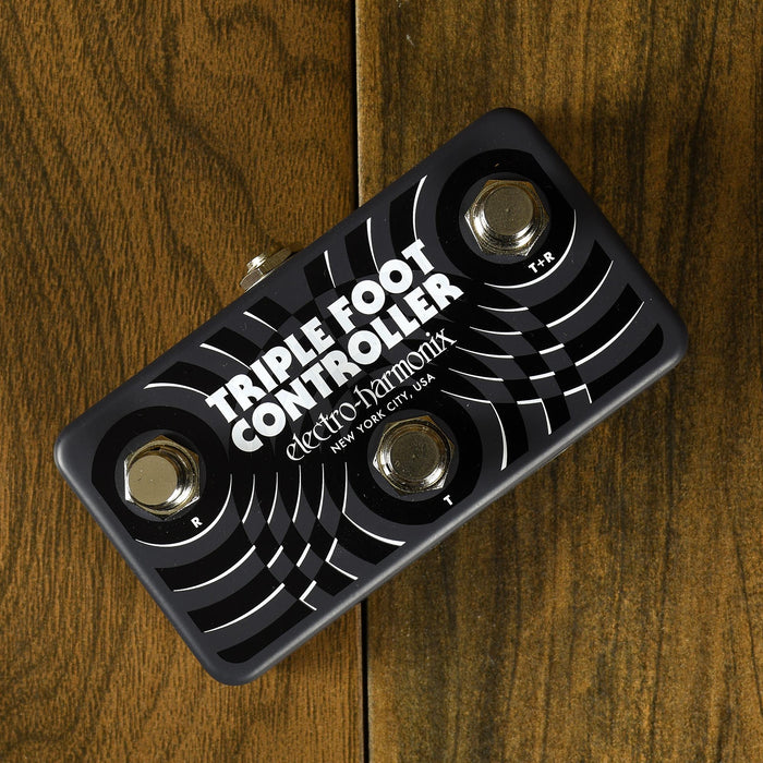 Controlador de pie triple Electro Harmonix