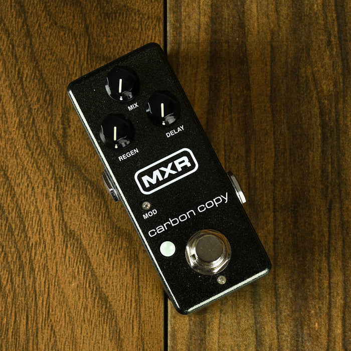 Pedal de retardo analógico MXR Carbon Copy Mini